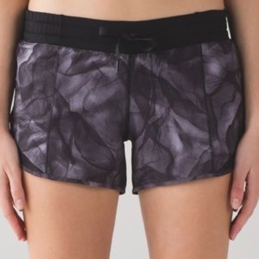 Lululemon hotty hot shorts